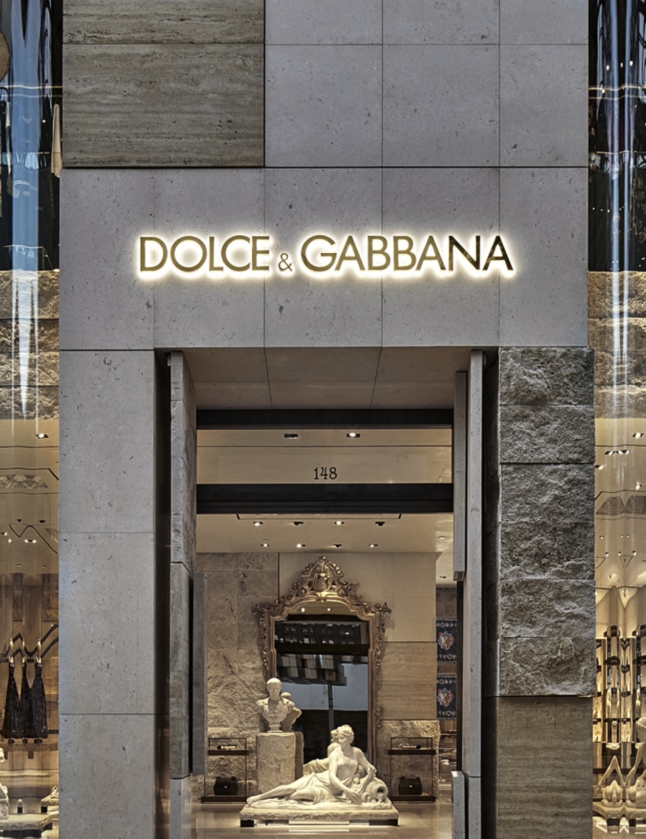 Dolce & Gabbana wants to attract external investors
