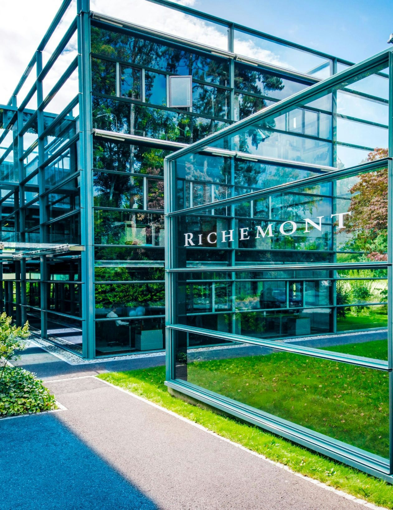 Resilient first quarter sales ended 30 June 2024, for the Richemont group