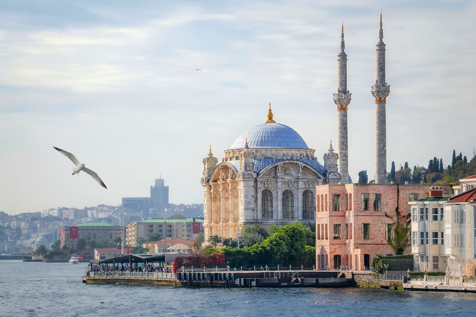 Istanbul: A Luxury Between Two Worlds